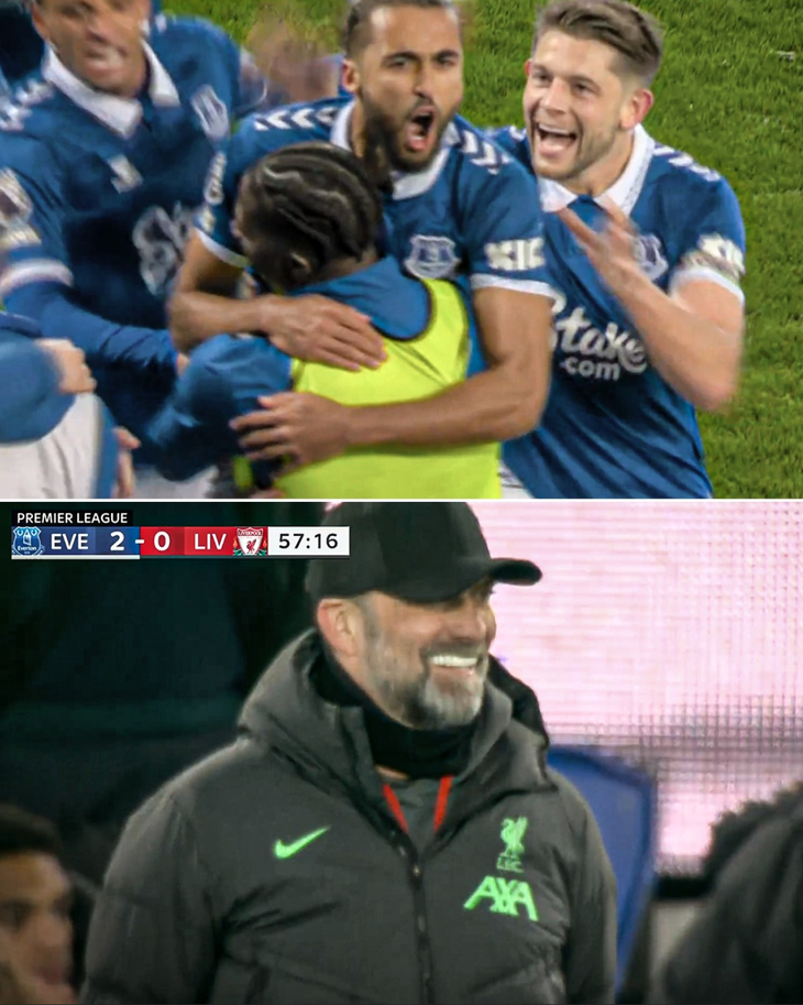 Nụ cười cay đắng của Jurgen Klopp khi Liverpool bị Everton chọc thủng lưới lần thứ hai trong trận - Nguồn: ESPN