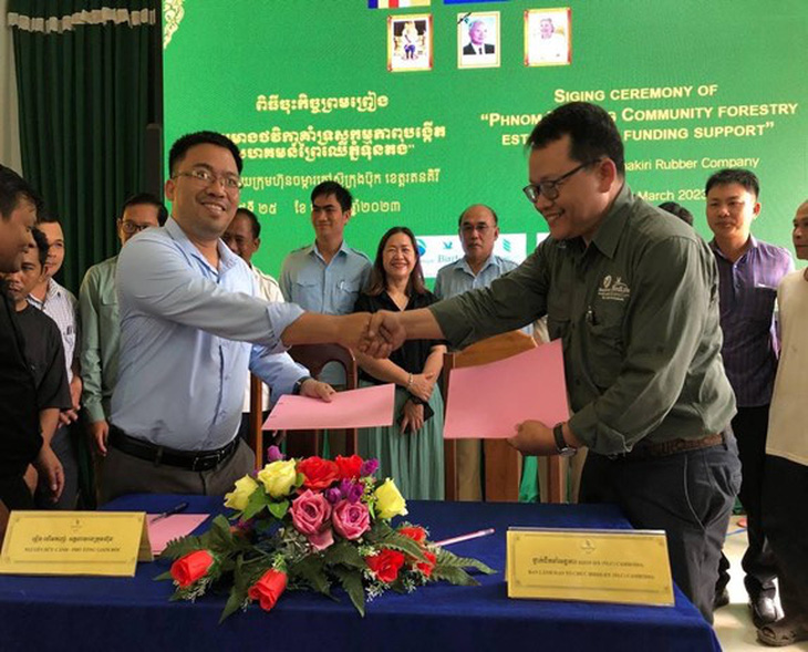 Hợp tác với tổ chức NatureLife và Oxfam Campuchia thực hiện dự án bảo tồn rừng tự nhiên tại Phnom Tuntang, Campuchia với diện tích 1.056 ha
