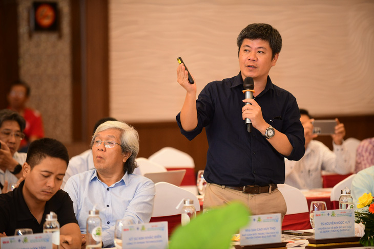 Tiến sĩ Nguyễn Ngọc Huy đưa ra nhiều nhận định về nguồn nước tại hội thảo - Ảnh: QUANG ĐỊNH