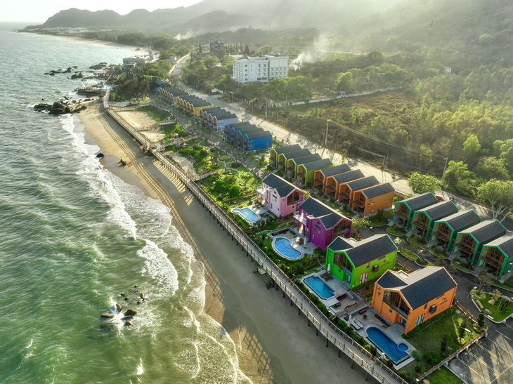 Trân Châu Beach & Resort - khu nghỉ dưỡng đa sắc màu tại Phước Hải. Ảnh: Đ.H