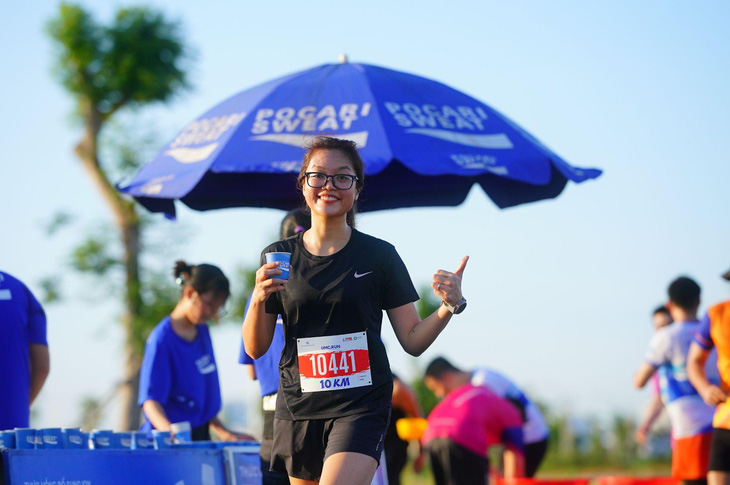 Pocari Sweat Việt Nam tiếp sức VĐV tại UMC Run- Ảnh 2.