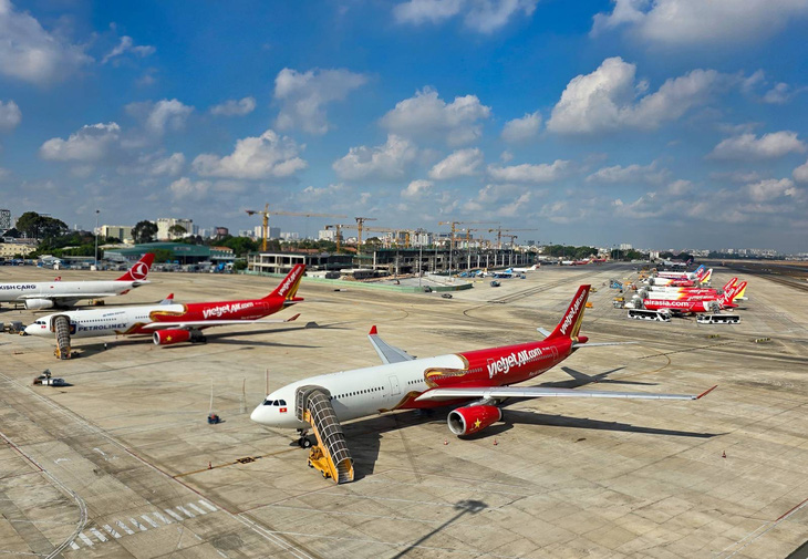 Vietjet phát triển mạnh mẽ mạng bay quốc tế, đặt kế hoạch vận chuyển 27 triệu lượt hành khách trong năm 2024 - Ảnh: N.Q