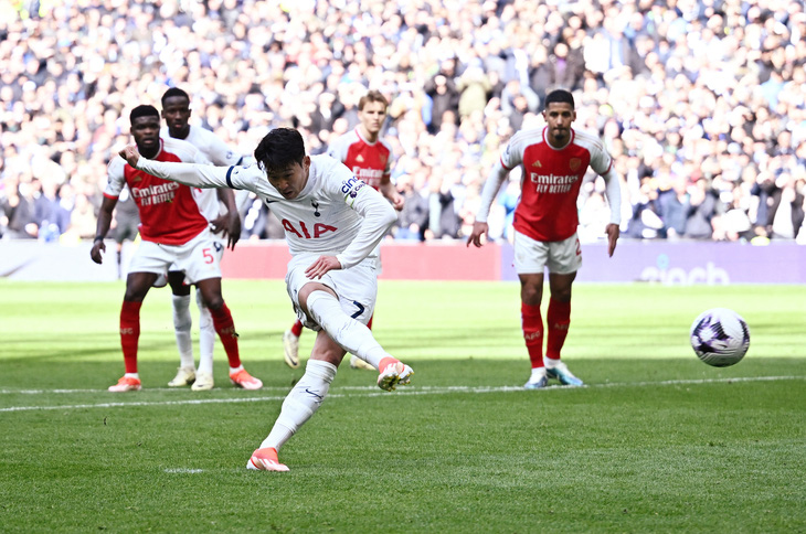 Bàn thắng của Son Heung Min khiến CĐV Arsenal phải lo lắng trong những phút cuối - Ảnh: REUTERS