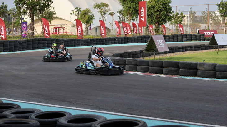 Đường đua tốc độ Go-kart gây chú ý ngay khi ra mắt tại tổ hợp vui chơi, giải trí mới ở TP.HCM - Ảnh: The Global City