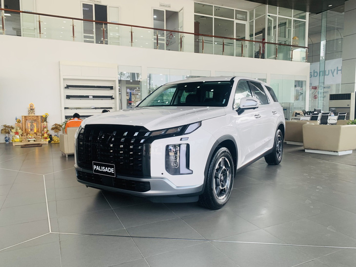 Tin tức giá xe: Hyundai Palisade giảm 100 triệu tại đại lý, tiệm cận Santa Fe phân khúc dưới- Ảnh 6.