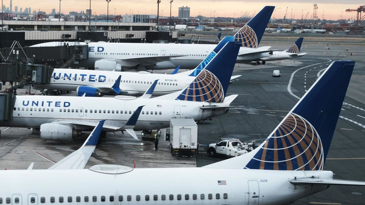 United Airlines yêu cầu phi công nghỉ phép không hưởng lương- Ảnh 1.