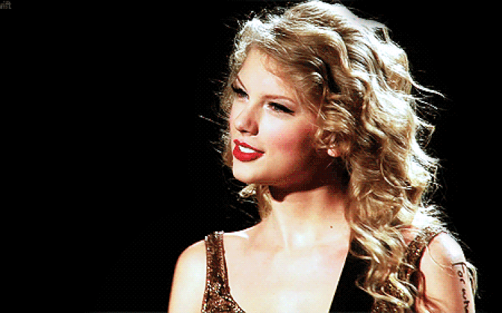 Ca sĩ Taylor Swift vào danh sách tỉ phú của Forbes