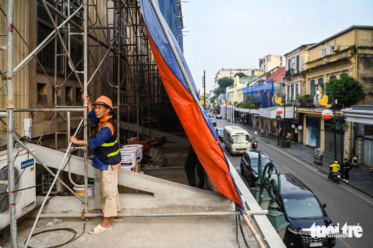 Bắt đầu 'đại tu' mặt tiền tuyến phố đắt đỏ bậc nhất Hà Nội- Ảnh 4. Bắt đầu 'đại tu' mặt tiền tuyến phố đắt đỏ bậc nhất Hà Nội- Ảnh 4.