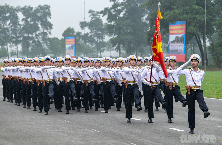 Công an, Quân đội hợp luyện diễu binh, diễu hành kỷ niệm 70 năm Chiến thắng Điện Biên Phủ- Ảnh 11.