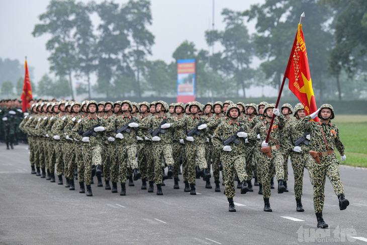 Công an, Quân đội hợp luyện diễu binh, diễu hành kỷ niệm 70 năm Chiến thắng Điện Biên Phủ- Ảnh 21.