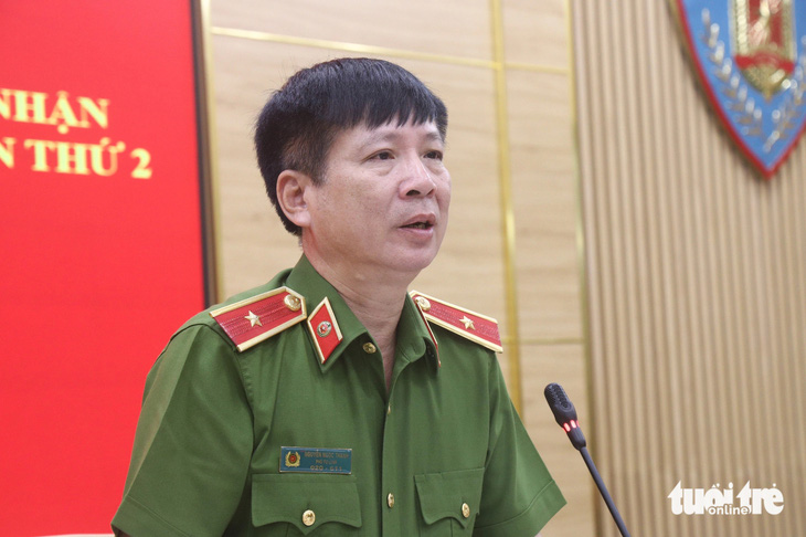 Thiếu tướng Nguyễn Ngọc Thanh phát biểu tại buổi họp báo - Ảnh: DANH TRỌNG