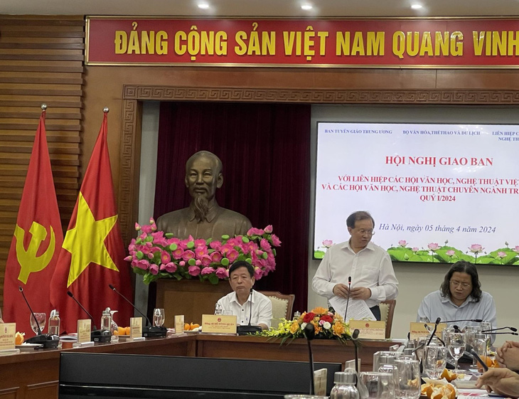 Hội nghị giao ban với Liên hiệp các hội văn học, nghệ thuật Việt Nam và các hội văn học, nghệ thuật chuyên ngành trung ương quý 1-2024 - Ảnh: L.P.D.