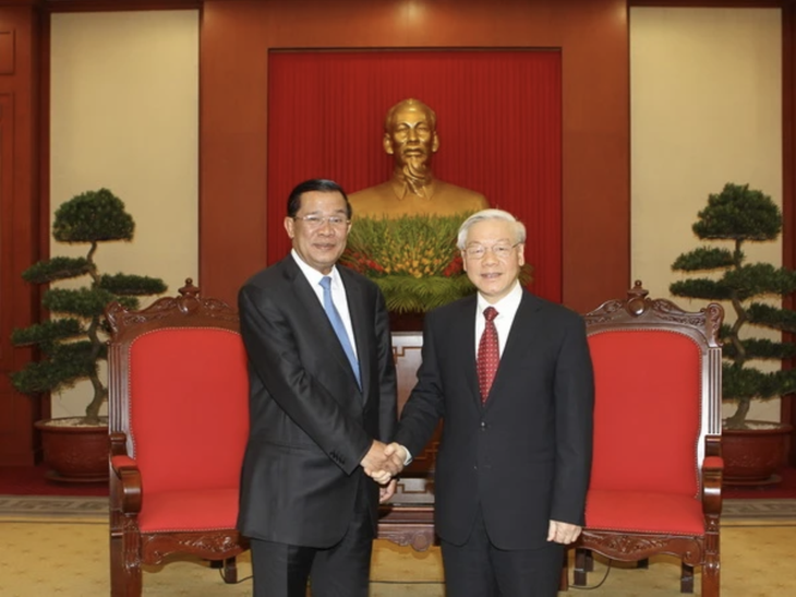 Tổng bí thư Nguyễn Phú Trọng trong một cuộc tiếp ông Hun Sen tại Việt Nam - Ảnh: TTXVN