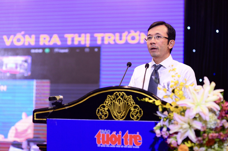 Ông Trần Xuân Toàn, phó tổng biên tập báo Tuổi Trẻ phát biểu khai mạc hội thảo - Ảnh: QUANG ĐỊNH