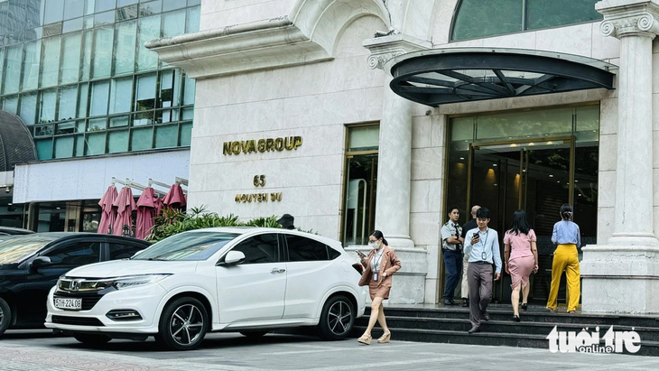NovaGroup ráo riết báo cổ phiếu NVL để trả nợ. Trong ảnh: trụ sở tập đoàn tại TP.HCM - Ảnh: BÔNG MAI