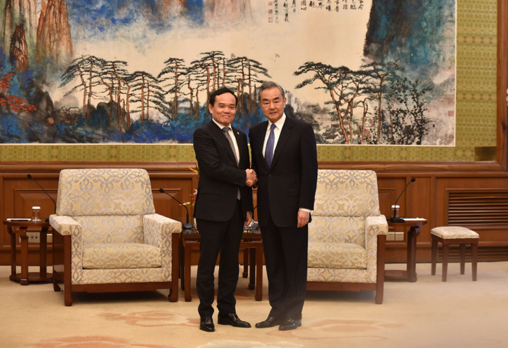 Phó thủ tướng Trần Lưu Quang hội kiến Bộ trưởng Bộ Ngoại giao Trung Quốc Vương Nghị - Ảnh: TTXVN