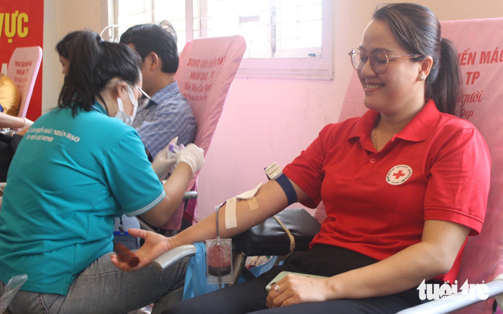 Một gia đình ở TP.HCM hơn 100 lần hiến máu cứu người