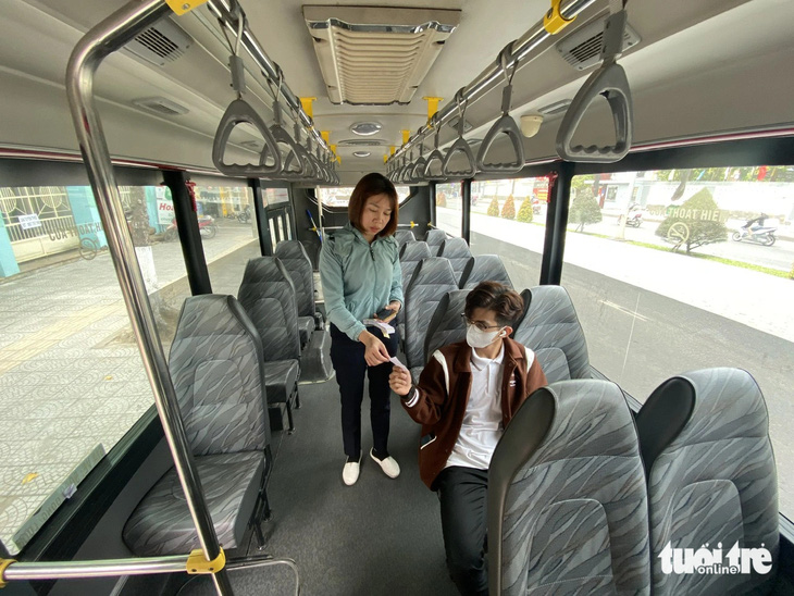Tuyến xe buýt mới kết nối hai trung tâm du lịch sẽ giúp du khách có thêm sự lựa chọn phương tiện khi đi lại - Ảnh: TRƯỜNG TRUNG