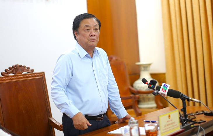 Bộ trưởng Lê Minh Hoan cho biết không thể để tình trạng con sâu làm rầu nồi canh tồn tại trong nỗ lực gỡ thẻ vàng IUU mãi được - Ảnh: T.Đ