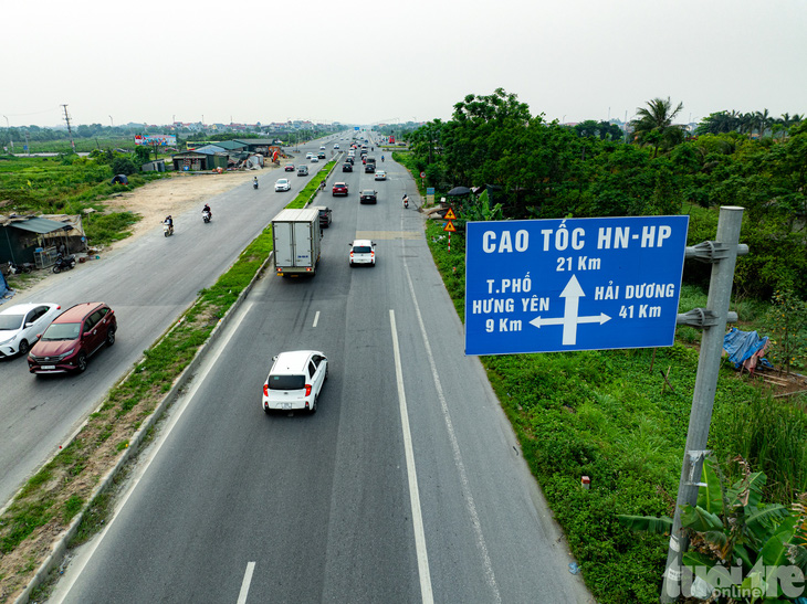 Ngắm tuyến đường 14 làn, rộng hơn cả cao tốc ở Hưng Yên- Ảnh 3.