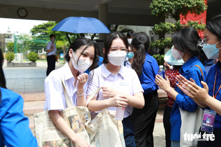 Đà Nẵng có 16.500 thí sinh đăng ký nguyện vọng 1 tuyển sinh vào lớp 10 THPT - Ảnh: ĐOÀN NHẠN