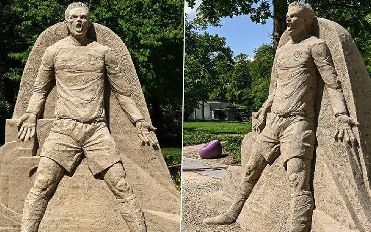 Bức tượng cát cảnh Ronaldo 