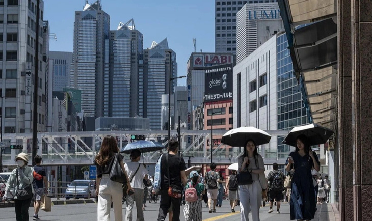 Giá căn hộ cũ ở trung tâm Tokyo đang tăng vọt trong bối cảnh các nhà đầu tư nước ngoài đổ xô đến trước sức hút từ đồng yen yếu - Ảnh: AFP/TTXVN