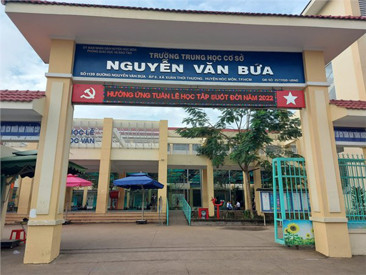 Trường THCS Nguyễn Văn Bứa, nơi giáo viên phát hành đơn 'xin không thi tuyển sinh lớp 10' cho học sinh 