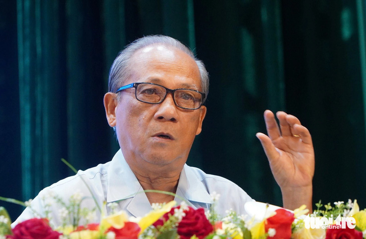 Ông Nguyễn Tuấn Minh, nguyên bí thư Tỉnh ủy Bà Rịa - Vũng Tàu, phát biểu tại hội thảo - Ảnh: Đ.HÀ