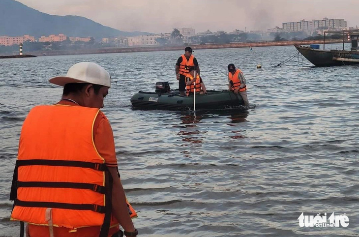 Dẫu biết cuộc sống có rất nhiều khó khăn, có đôi lúc vấp ngã, tuyệt vọng nhưng dù thế nào đi nữa xin đừng từ bỏ cuộc sống - Ảnh: SOS Đà Nẵng