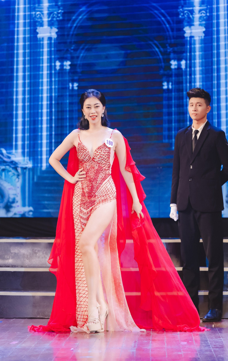 Toàn cảnh bán kết Hoa hậu Doanh nhân quốc gia Việt Nam 2024- Ảnh 12.