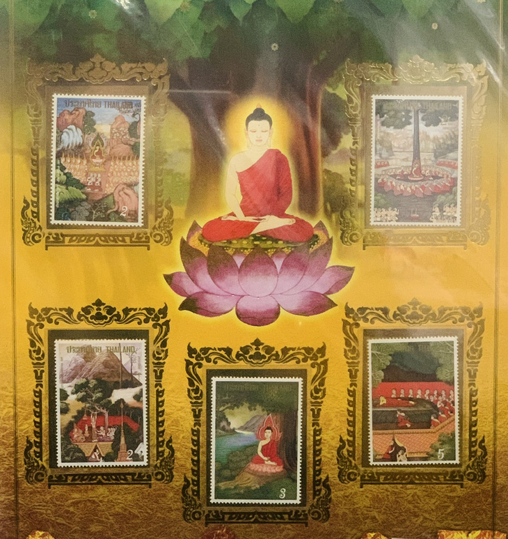 Tờ tem đặc biệt về cuộc đời Đức Phật do Thái Lan phát hành - Ảnh: HOÀI PHƯƠNG
