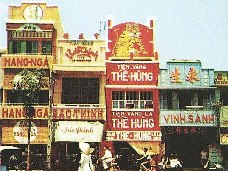 Suốt thời gian dài, nhiều chuyện mua bán của người Việt đều được quy ra vàng và cả việc vay mượn cũng bằng vàng - Ảnh tư liệu