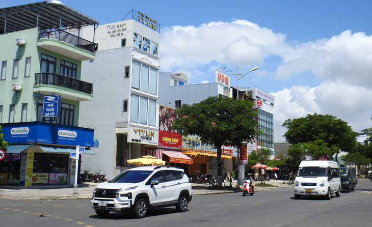 Quận Cẩm Lệ đang có kế hoạch xây dựng đường Nguyễn Phước Lan thành phố ẩm thực, giải trí của quận - Ảnh: V.H
