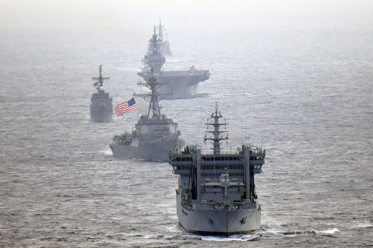 Hải quân Mỹ và đồng minh trong một hoạt động trên Biển Đông - Ảnh: Hạm đội 7 Mỹ