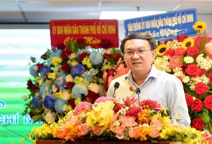 Ông Lâm Đình Thắng - giám đốc Sở Thông tin và Truyền thông TP.HCM, phát biểu tại hội nghị - Ảnh: Q.H 