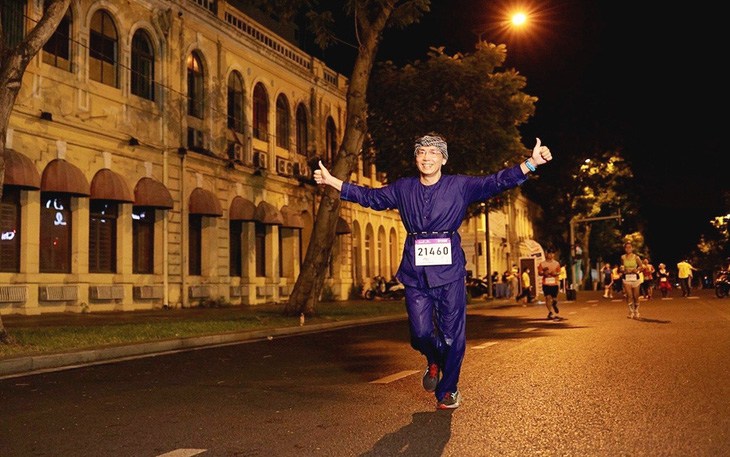 Giải chạy đêm Ho Chi Minh City Night Run Eximbank 2024 chính thức khai mạc