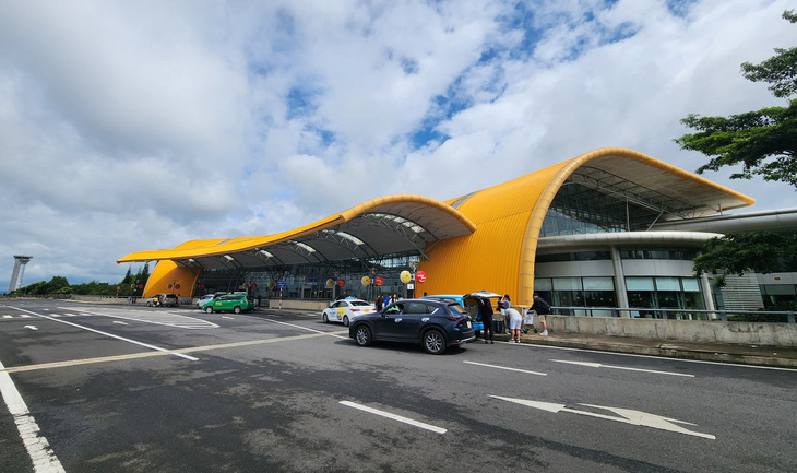 Nhà ga sân bay Liên Khương hiện tại có công suất khai thác 2 triệu khách/năm - Ảnh: TUẤN PHÙNG