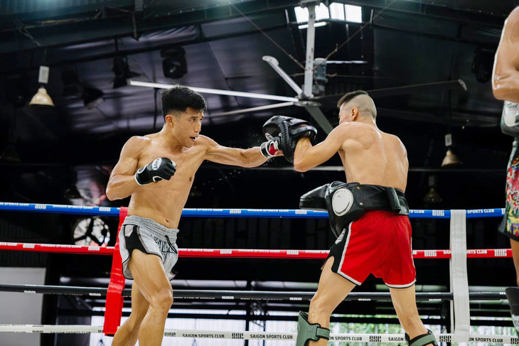 Minh Phát chờ so găng cao thủ muay Thai châu Phi