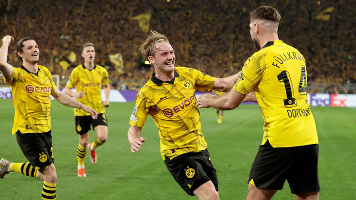 Dortmund đã chắc suất dự UEFA Champions League mùa tới, sau khi đánh bại PSG 1-0 ở lượt đi bán kết - Ảnh: Getty Images