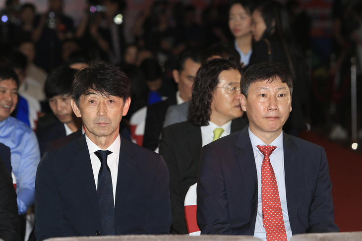 HLV Kim Sang Sik và thử thách nặng ký ở ASEAN Cup 2024 - Ảnh: HOÀNG TÙNG