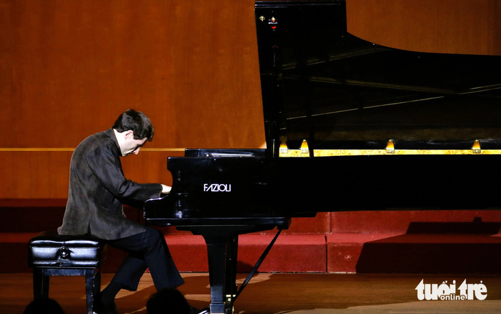 Nghệ sĩ piano Boris Giltburg và Mân Nghi ấn tượng lần đầu biểu diễn ở Việt Nam