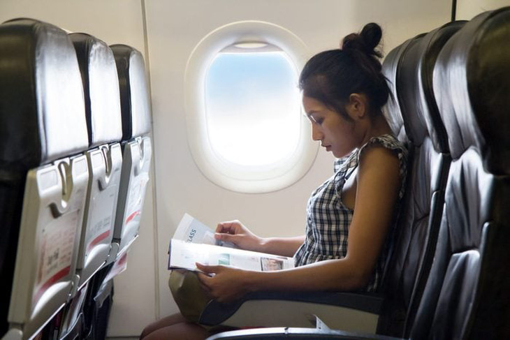 Để đảm bảo an toàn khi bay, hãy tuân thủ hướng dẫn của hãng hàng không - Ảnh: Getty Images