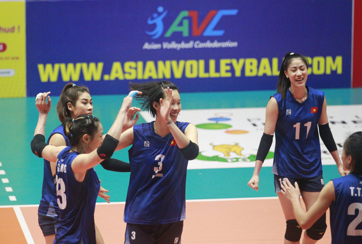 Thanh Thúy cùng các đồng đội ở tuyển Việt Nam đang là đương kim vô địch của AVC Challenge Cup - Ảnh: AVC