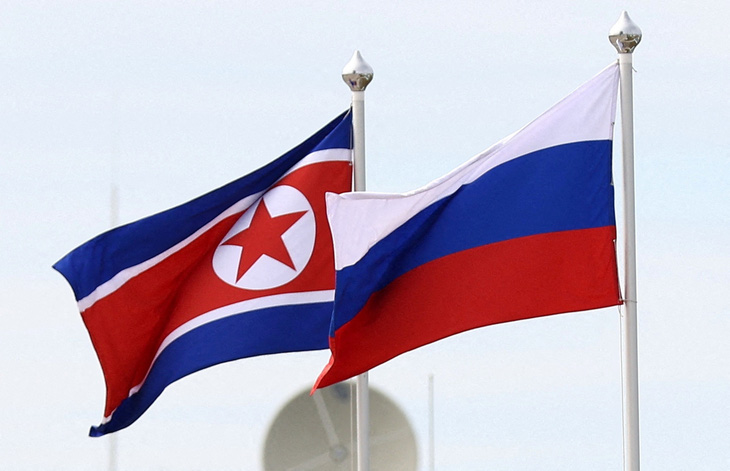 Quan hệ Nga - Triều Tiên có nhiều dấu hiệu nồng ấm trong nhiều tháng qua - Ảnh: REUTERS