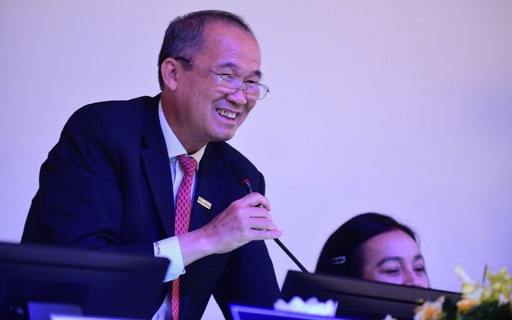 Ông Dương Công Minh - chủ tịch Sacombank - tại một buổi đại hội cổ đông thường niên - Ảnh: QUANG ĐỊNH