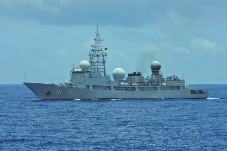 Một tàu chiến Trung Quốc tham gia cuộc tập trận 