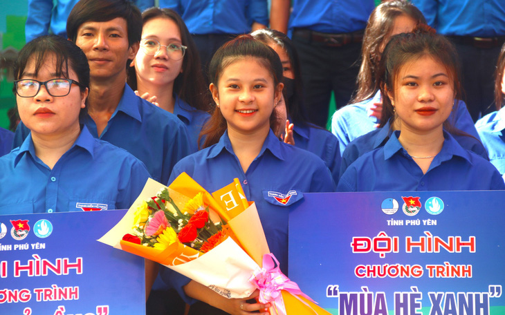 Thanh niên tình nguyện Phú Yên: 'Ở dân thương, làm dân tin, đi dân nhớ'