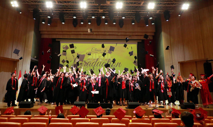 Tỉ lệ học sinh Asian School tốt nghiệp qua các năm luôn đạt 100%