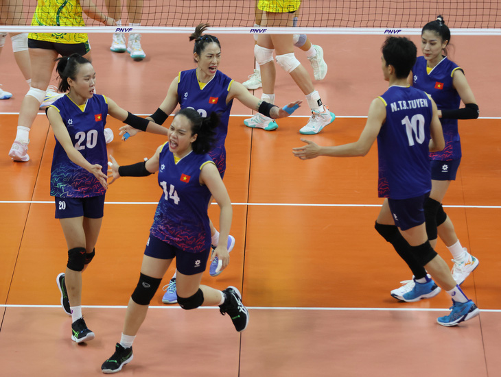 Tuyển bóng chuyền nữ Việt Nam lần thứ hai liên tiếp vào chung kết AVC Challenge Cup - Ảnh: AVC